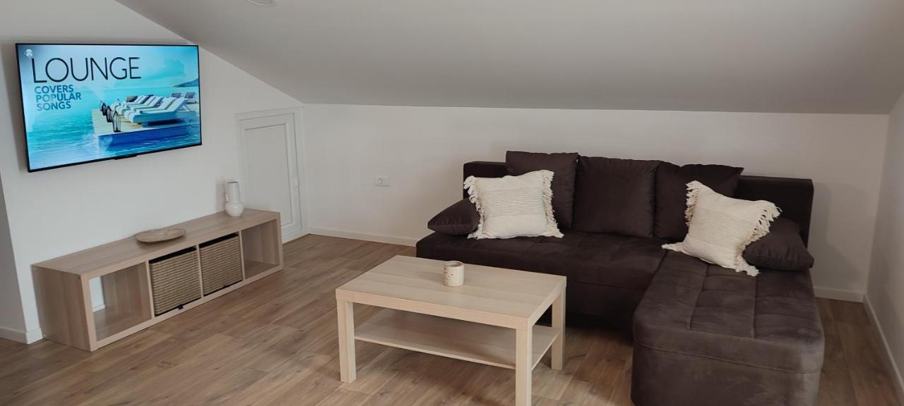 Amare Apartment Порторож Екстериор снимка