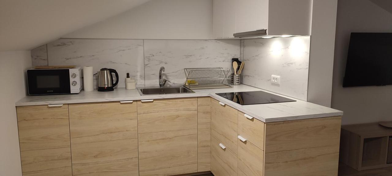 Amare Apartment Порторож Екстериор снимка